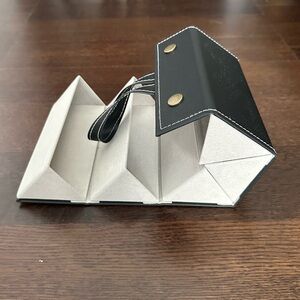 Portable Foldable Sunglasses Box/Eyewear Holder